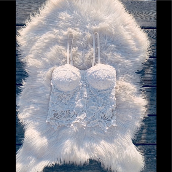 White Floral Embroidered Bustier Corset Padded Crop Top Y2K - Picture 2 of 9